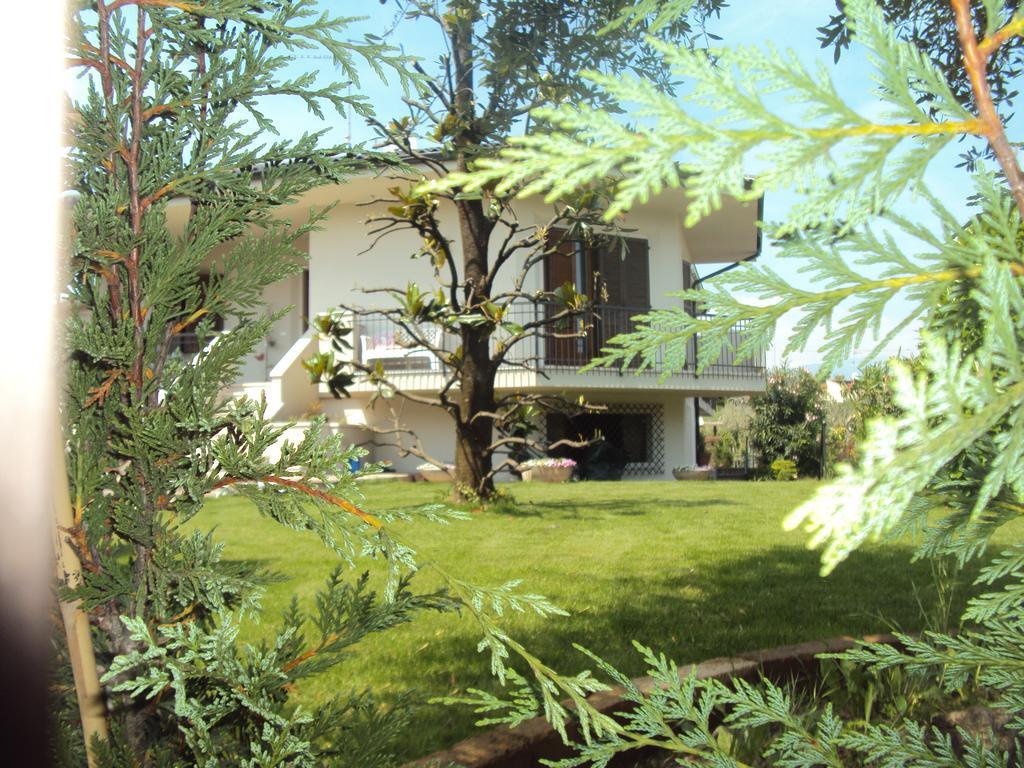 B&B Rosa Del Garda Лацизе Екстериор снимка