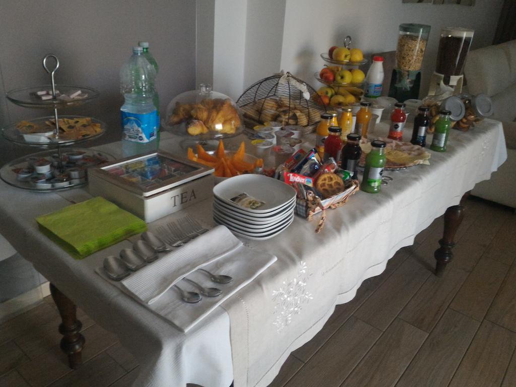 B&B Rosa Del Garda Лацизе Екстериор снимка